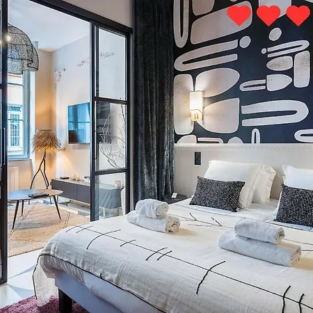 Host Bien-etre Jacuzzi Downtown Apartman *