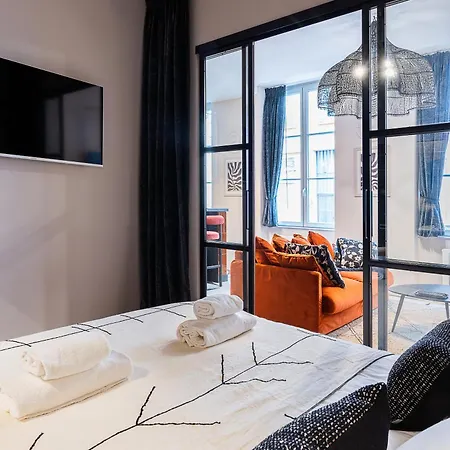 Host Bien-etre Jacuzzi Downtown * Lyon