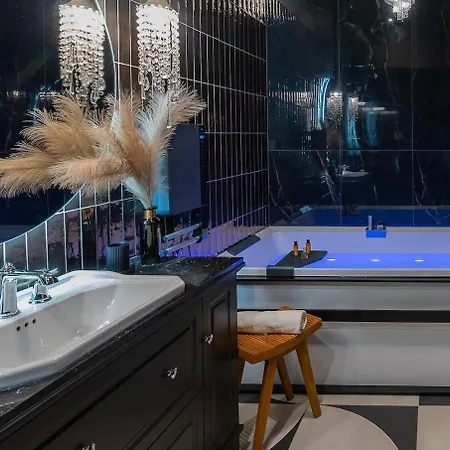 Host Bien-etre Jacuzzi Downtown