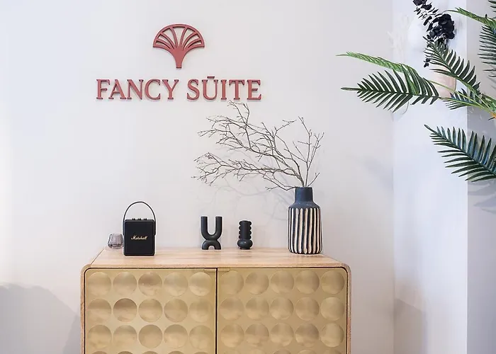 Host Fancy