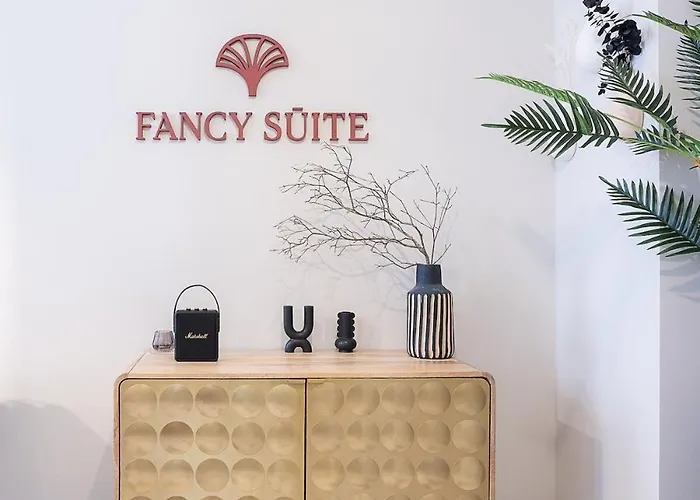 Host Fancy